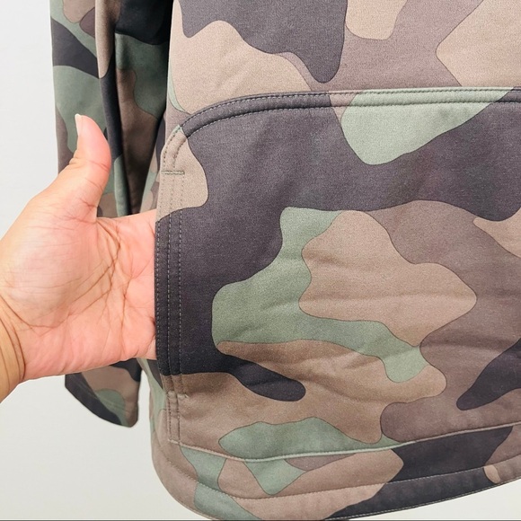 Columbia Camouflage Hoodie Sweater - Picture 6 of 8